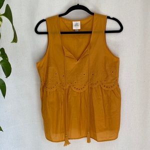 Knox and Rose sleeveless top / size S / yellow